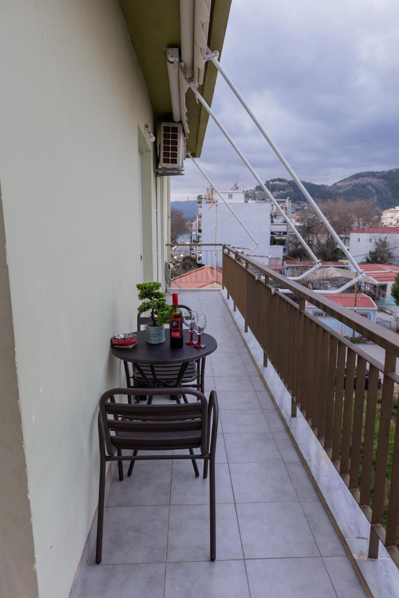 Τριάρι Διαμέρισμα 2Ο Ορόφου Nafpaktos Buitenkant foto