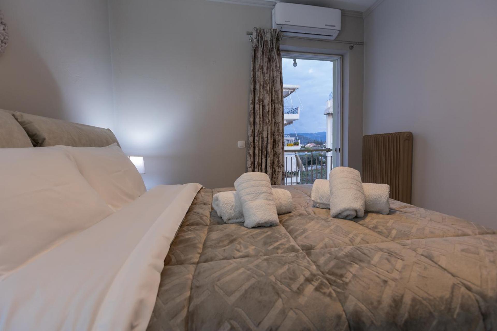 Τριάρι Διαμέρισμα 2Ο Ορόφου Nafpaktos Buitenkant foto